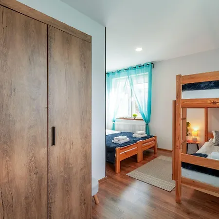 Daire Za Swierkami *